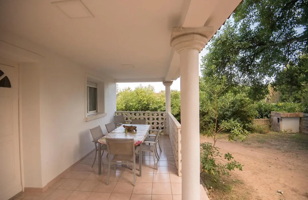 Residence de tourisme Le clos des Vendanges-1