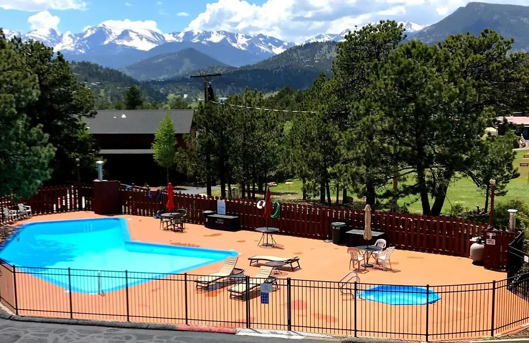 Hotel Estes-1