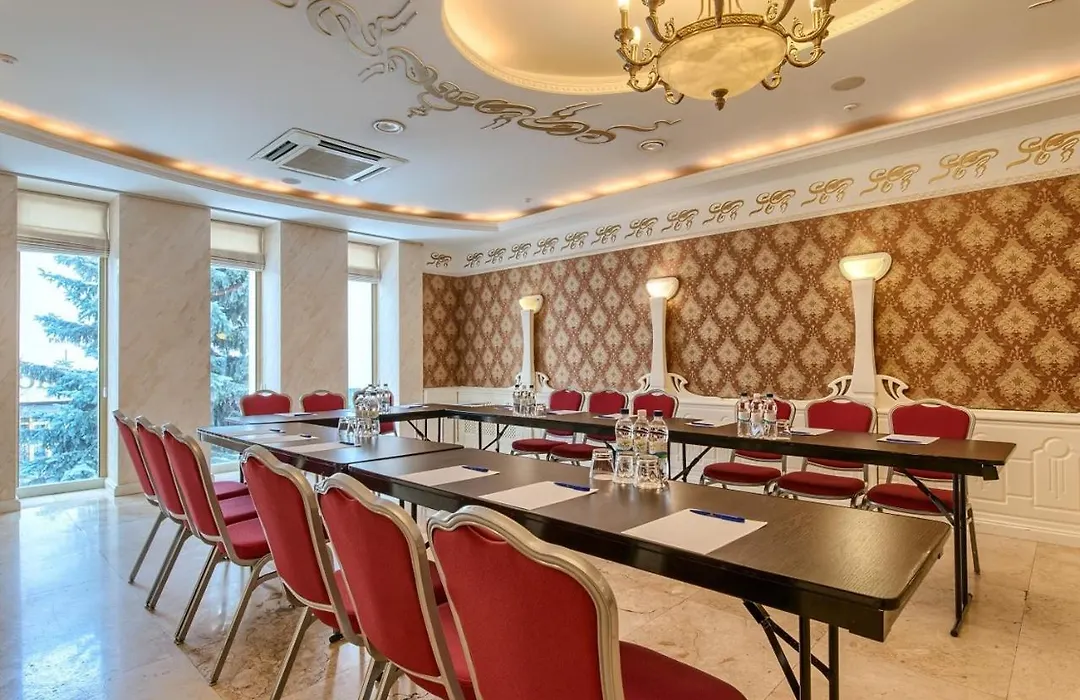 President Hotel-1