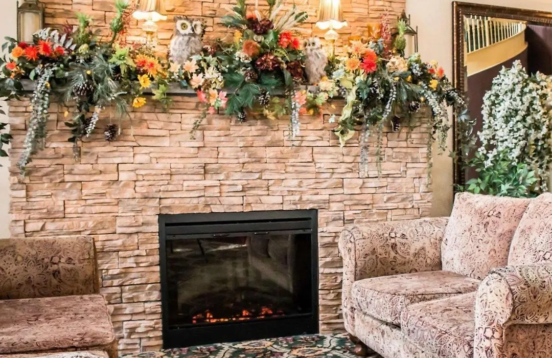 Comfort Suites Lake George - Queensbury-1