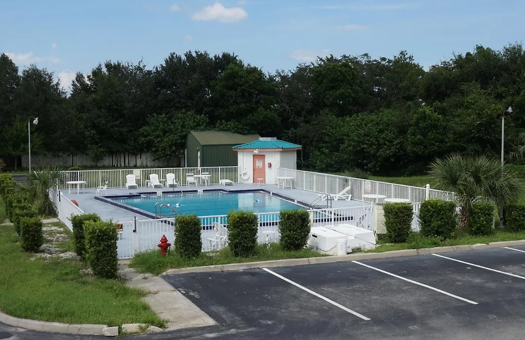 Executive Garden Titusville Hotel-1