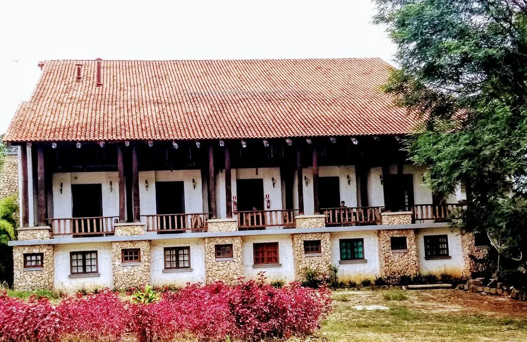 Pousada Vale Das Hortencias-1