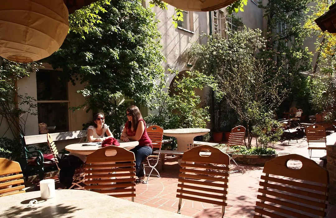 Vienna Hostel Ruthensteiner-1