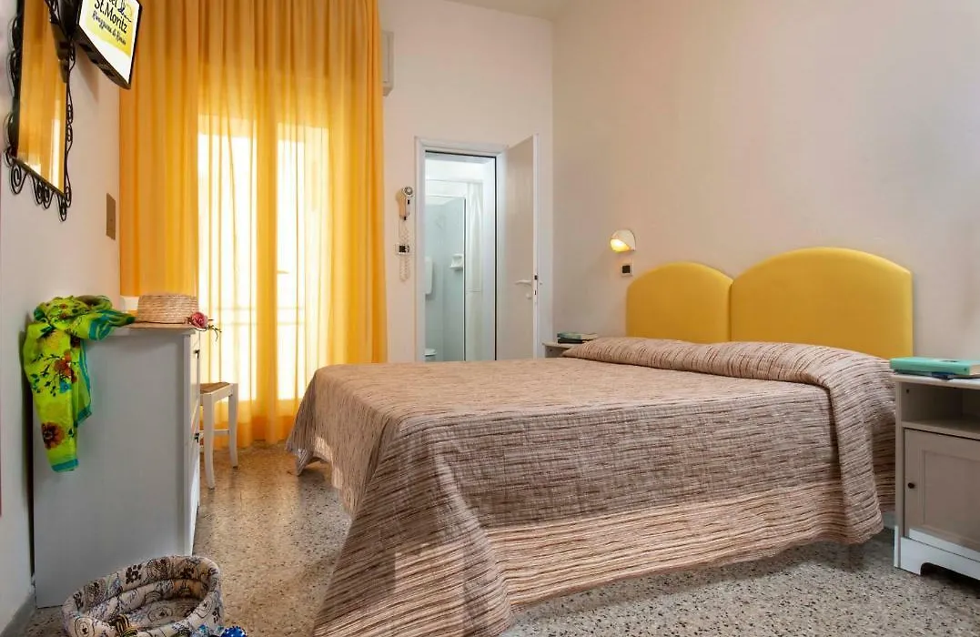 Hotel St. Moritz-1