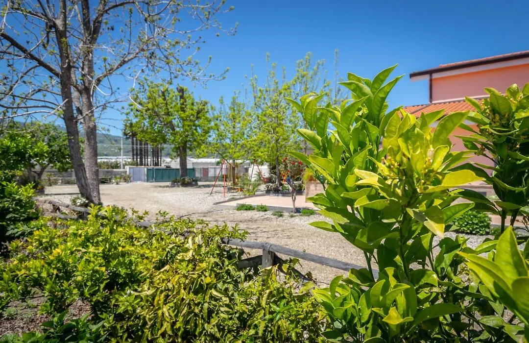 Il Giardino Country Holiday With Pool-1