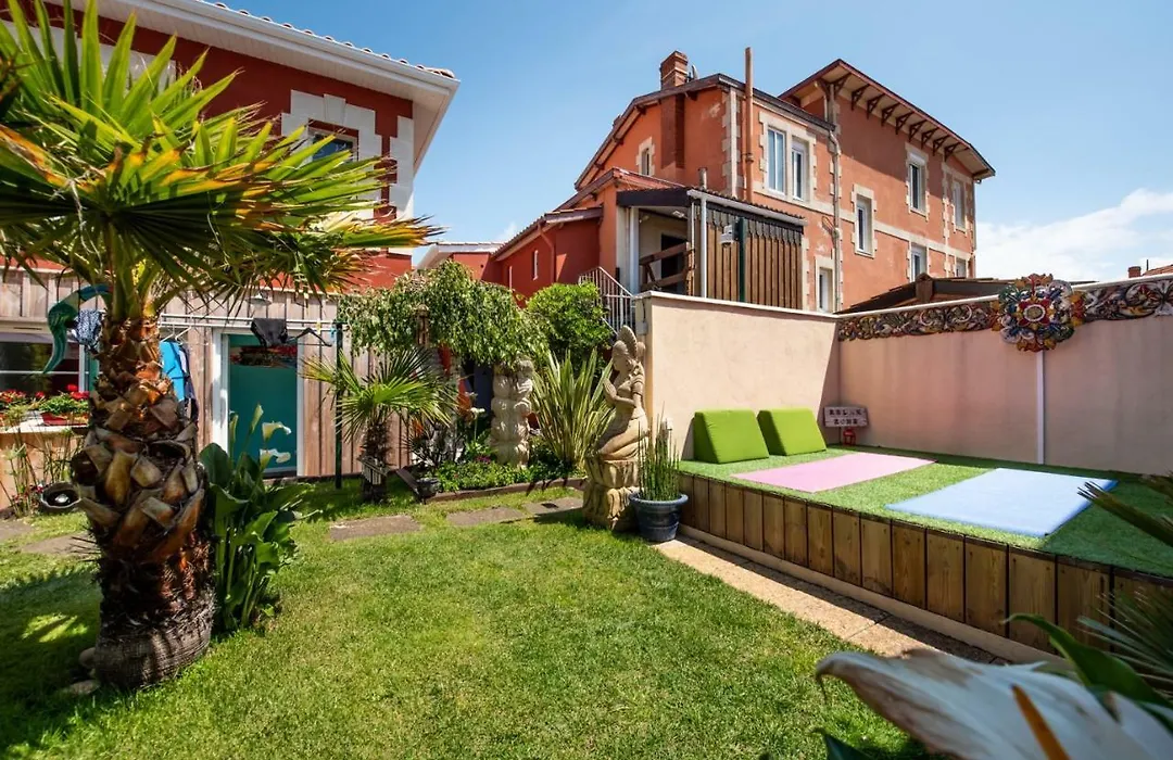 Villa Zenith Hostel-La Surf House-1