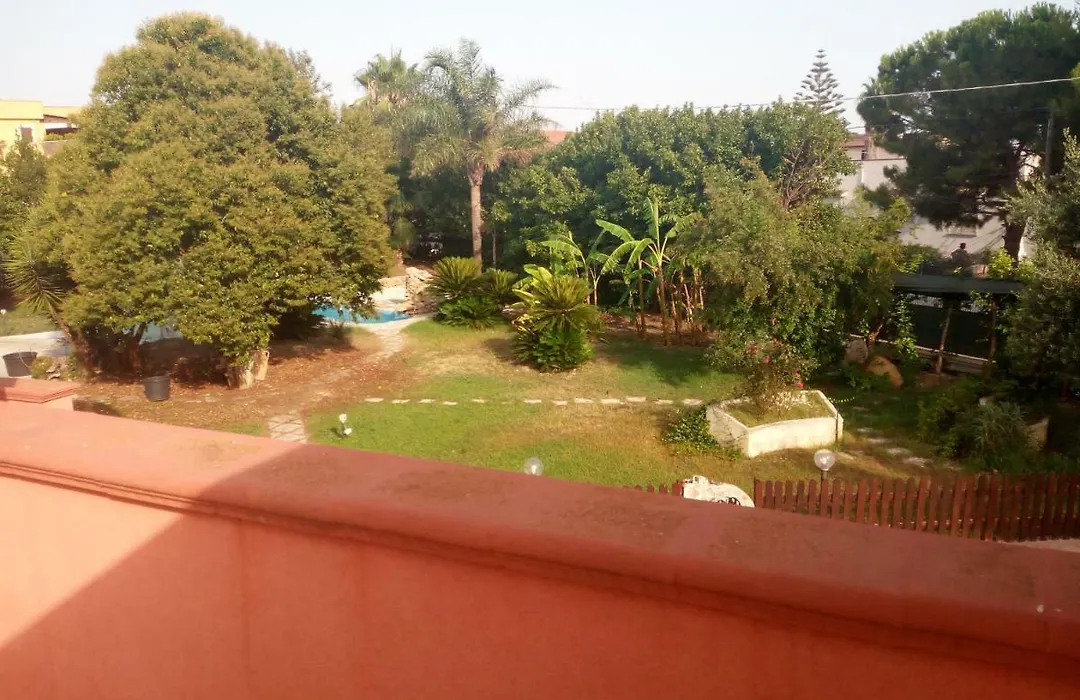 B&B Leonida-1