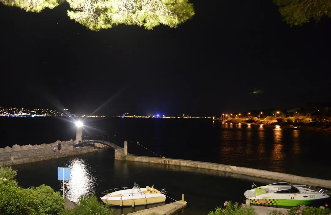 Villa Pointe Alègre-1
