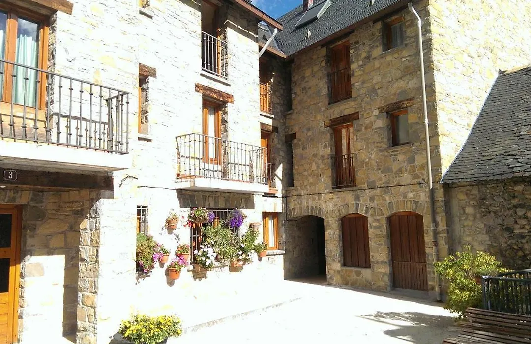 Apartamento en Sallent de Gallego-1
