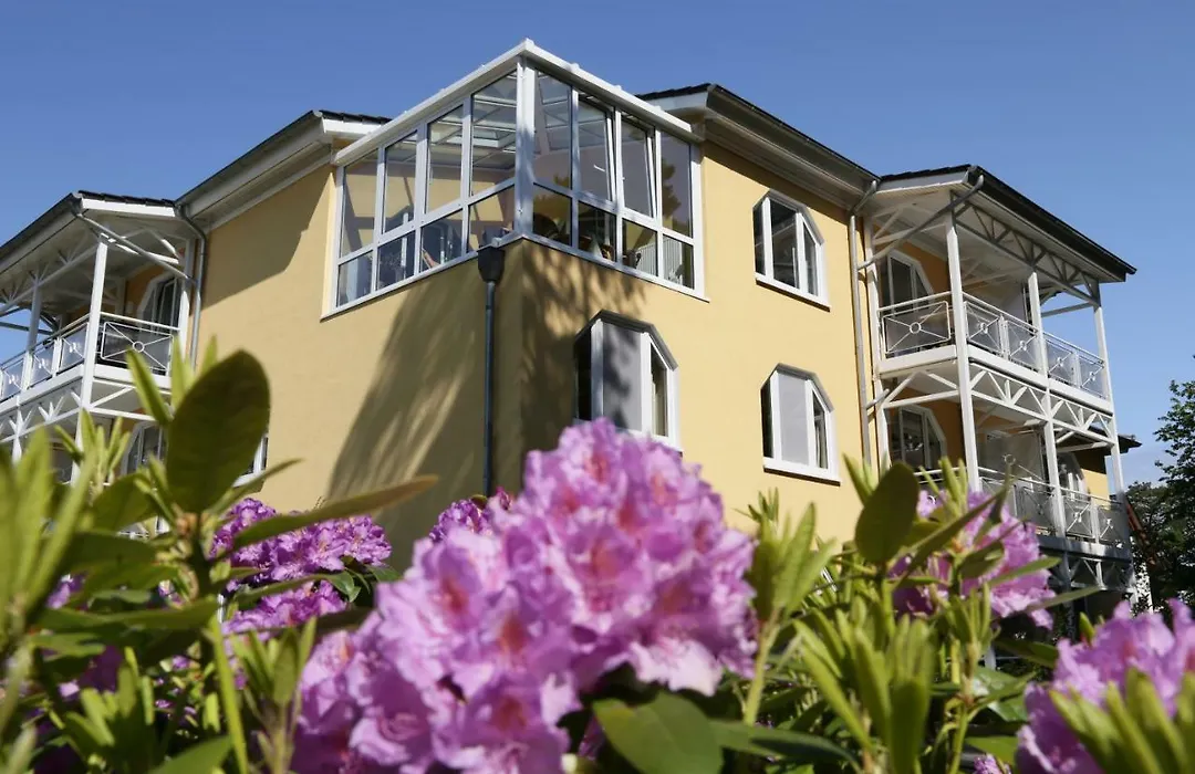 Haus Freyja Ferienwohnungen-1