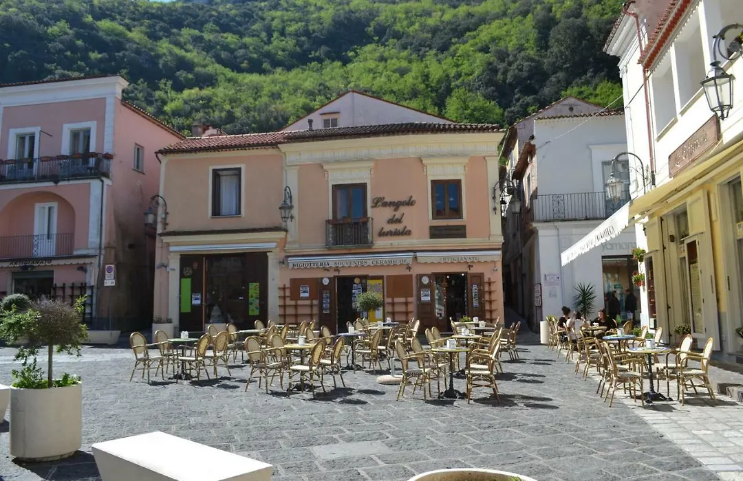 La stanza dell'angolo-1