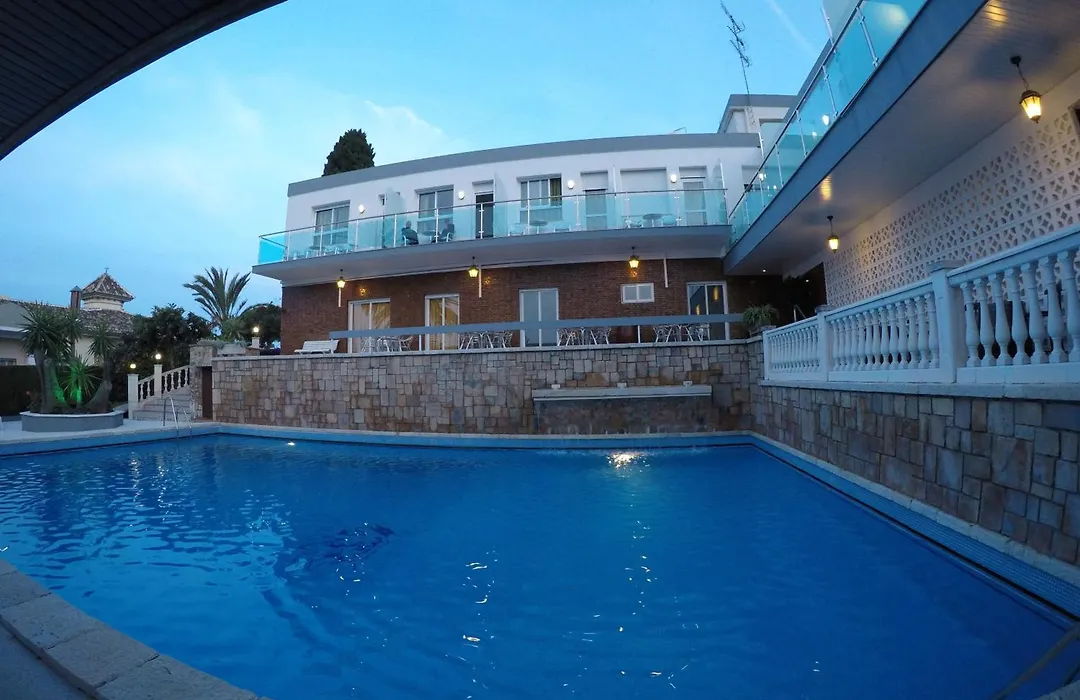 Hotel Complejo Los Rosales-1