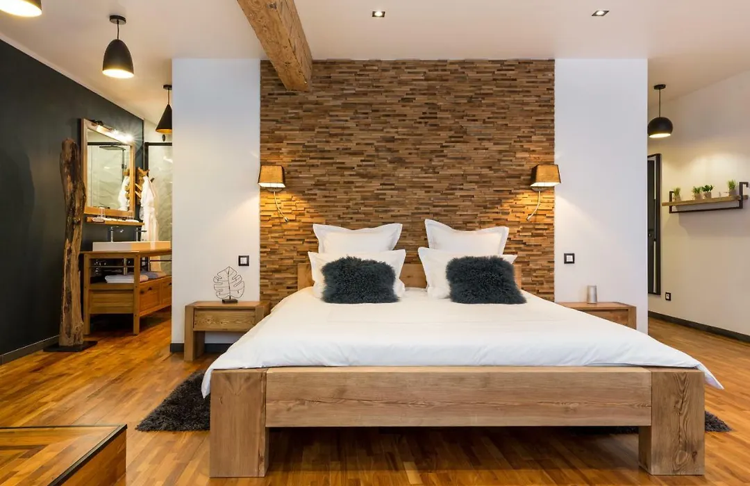 Les suites sainte claire-1
