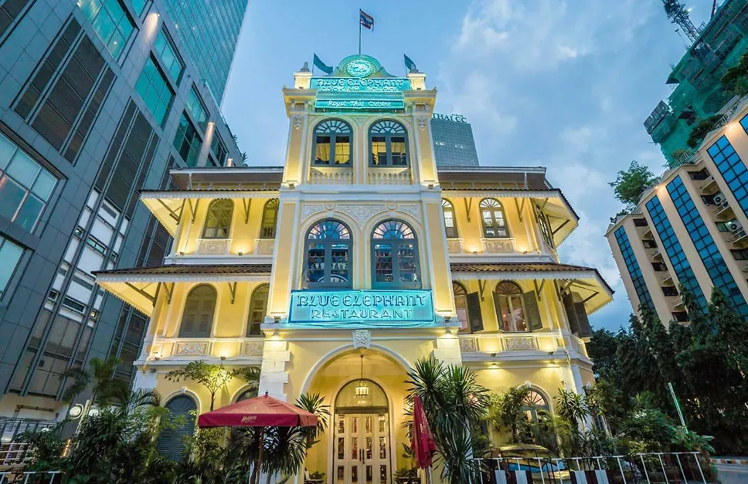 Private Villa - Pool & Garden - Family Friendly - Bangkok Center-1