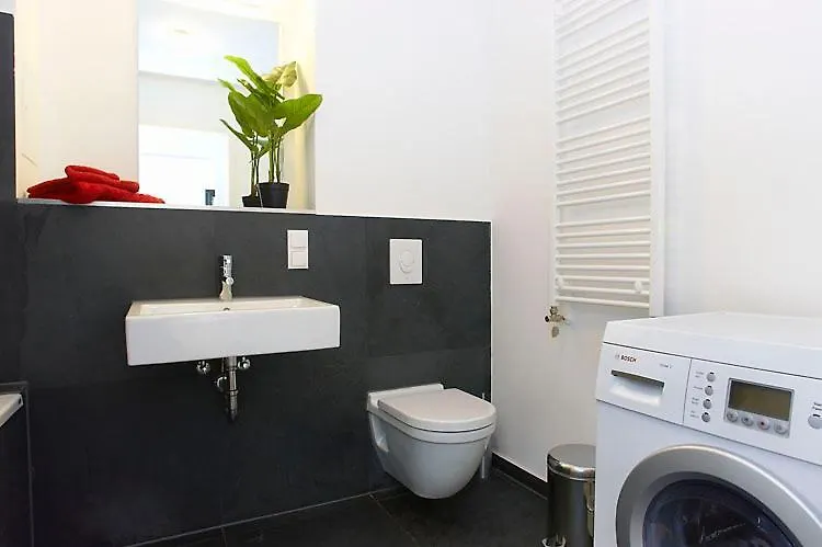 Spacious Studio Apartment Friedrichshain-1