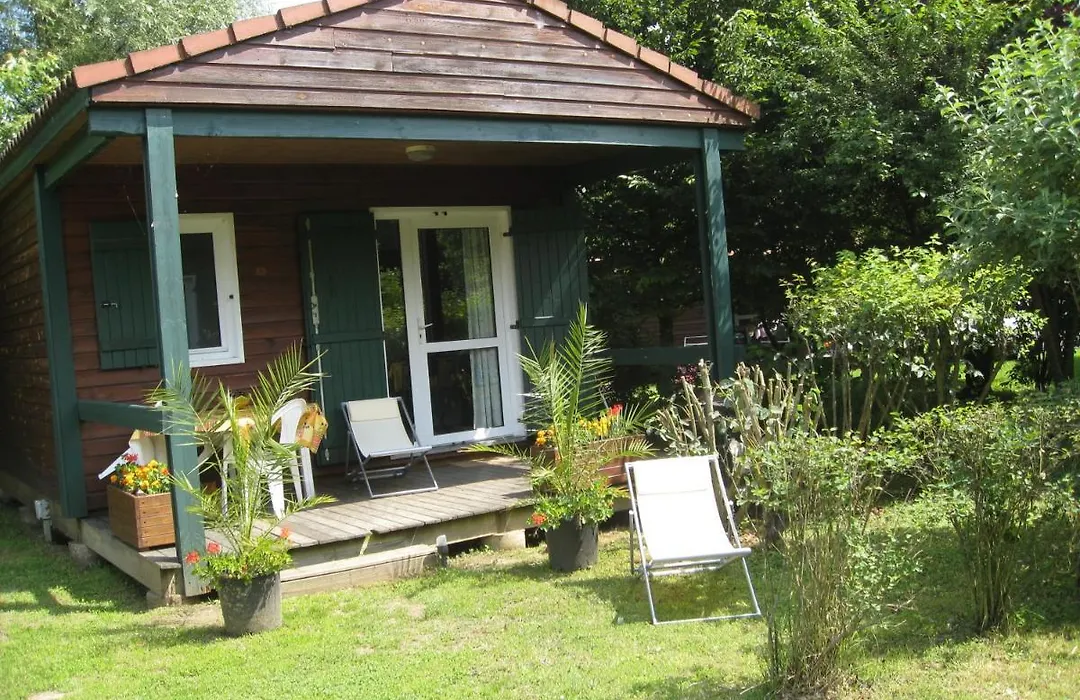 Camping Les Portes Du Beaujolais-1