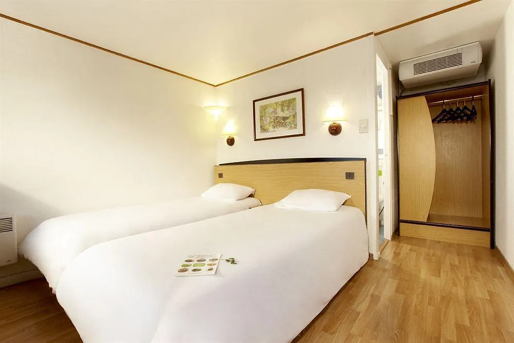 Campanile Hotel Mayenne-1