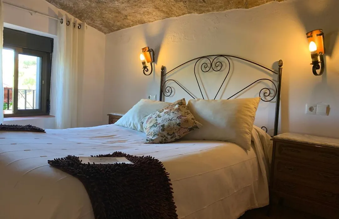 Casa Cueva Las Calcetas-1