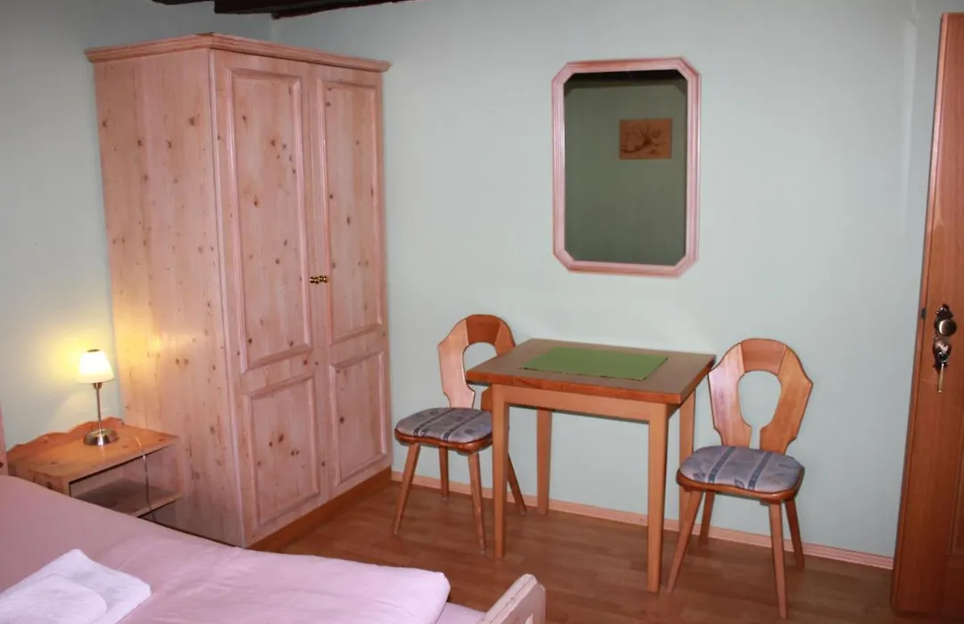 Hotel Zur Friedenslinde-1