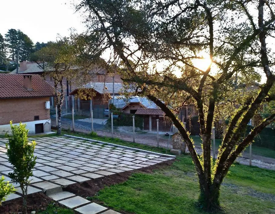 Ana Julia Chales - Monte Verde Mg-1