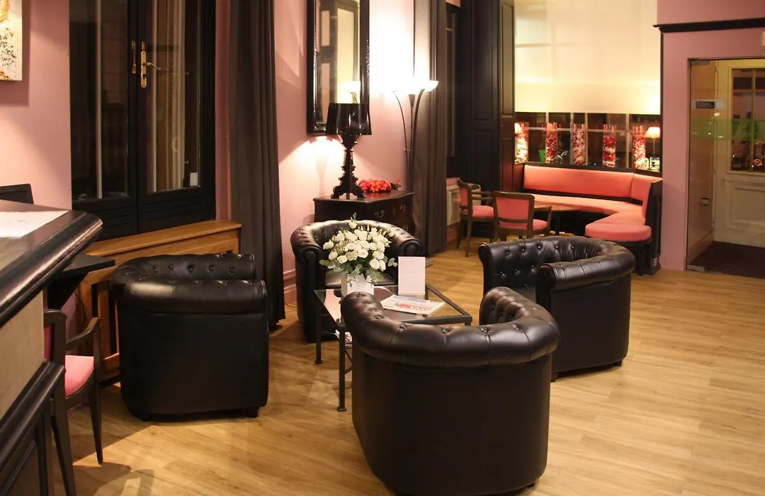 Hotel Roses-1