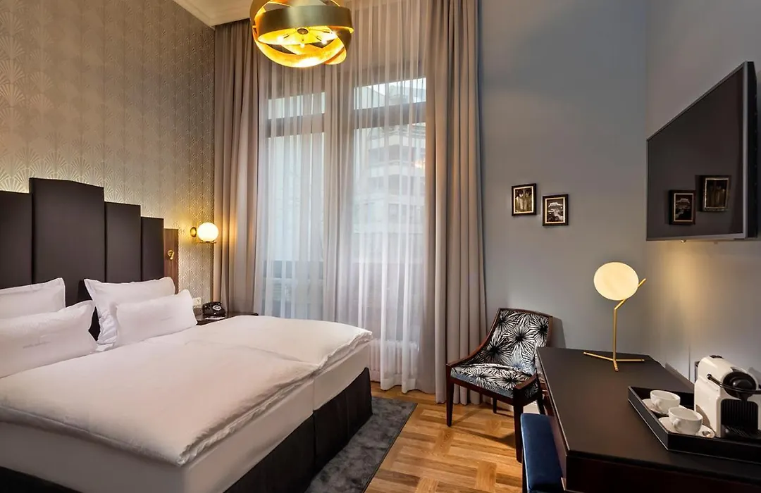 Hotel Mondial Am Kurfuerstendamm-1