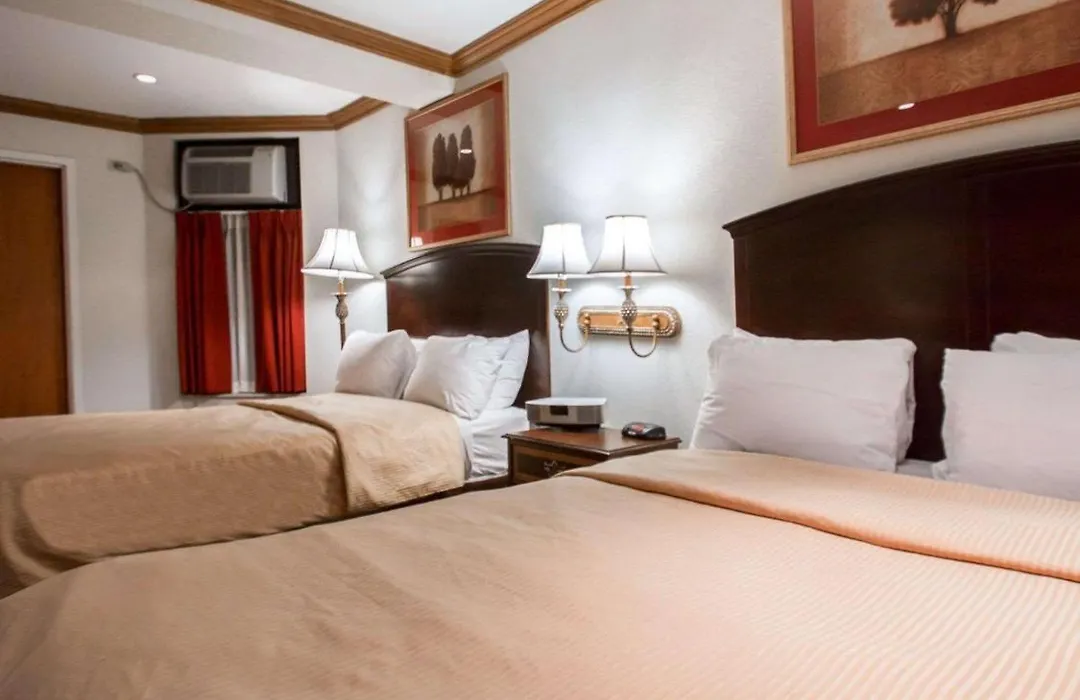 Clarion Hotel Park Avenue-1