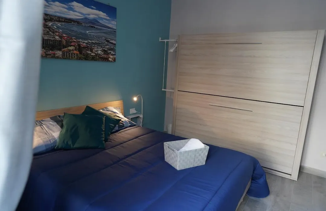 Cristal Home-1
