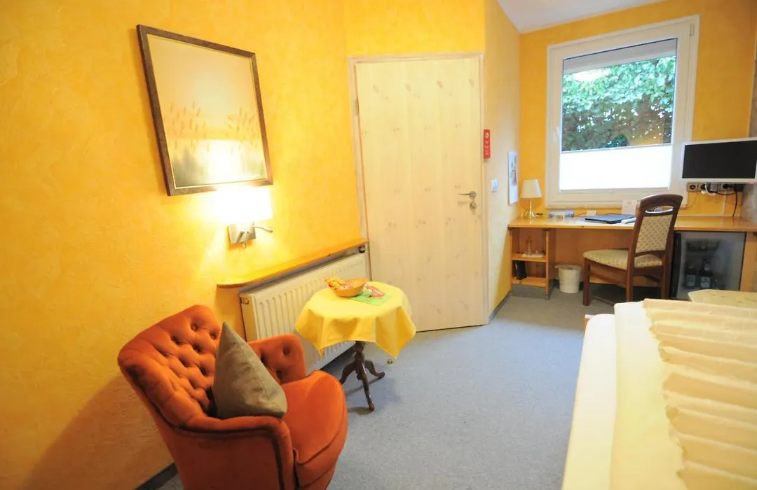 Hotel Pension Blumenbach-1