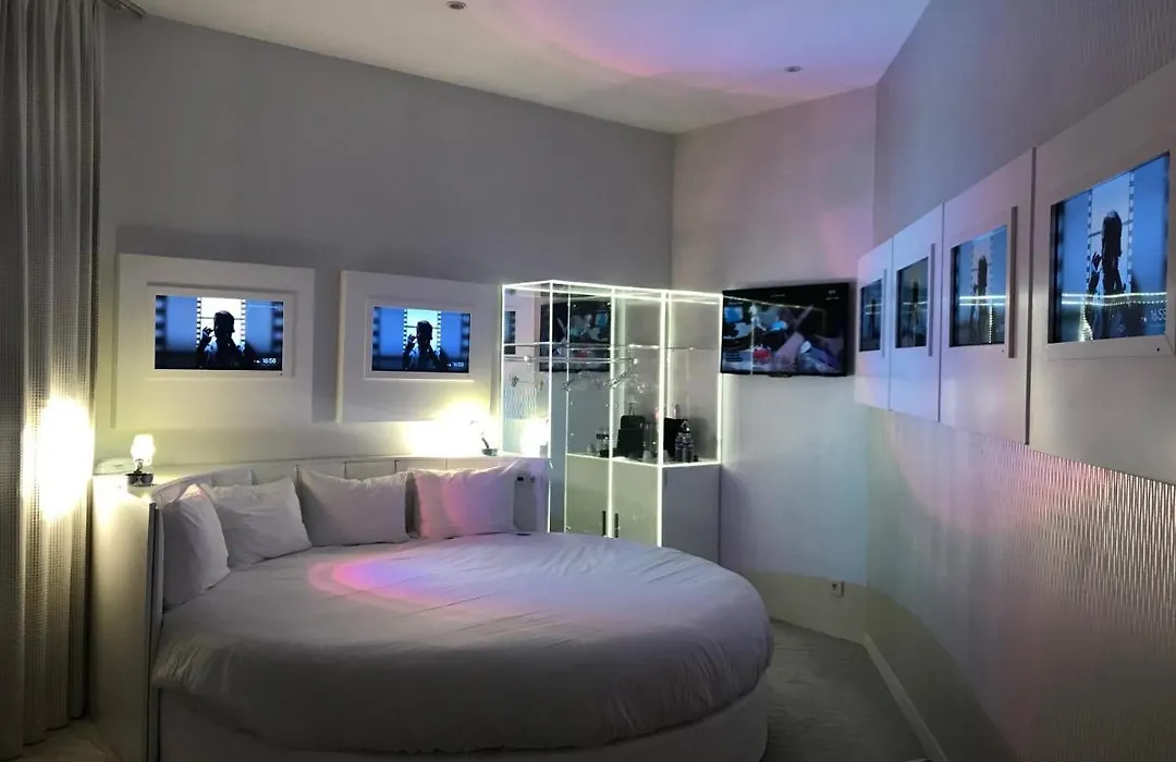 Declic Hotel-1