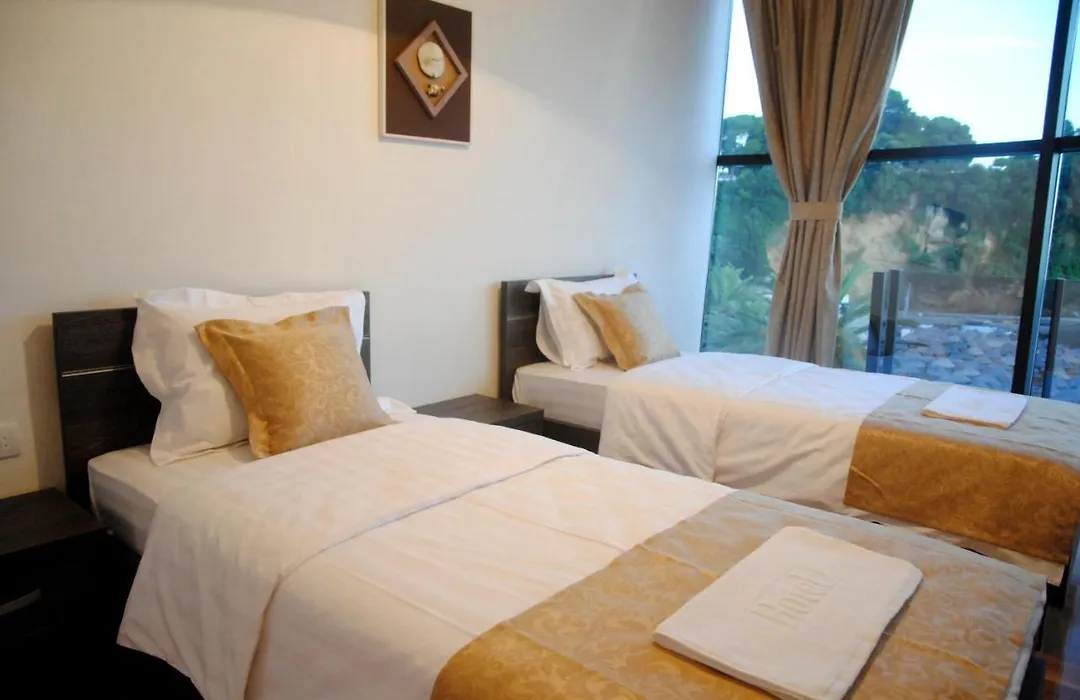 Hotel Cruiser-1