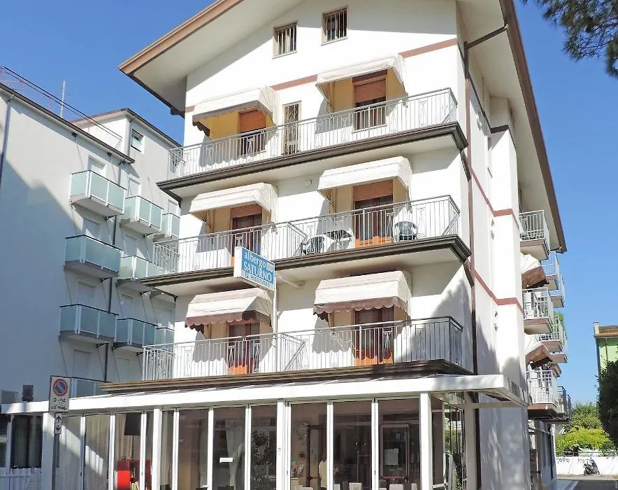 Hotel Saturno-1