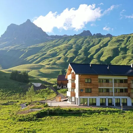 Apart-Wolf-Arlberg-2