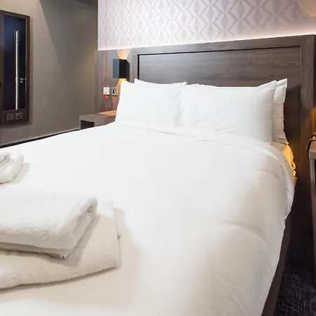 Brit Hotels Elephant Castle-3