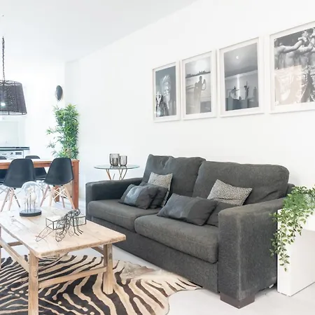 Valencia Luxury - Boutique Center-2
