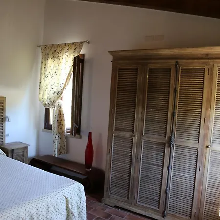 La Puraza Comfort Rooms-3