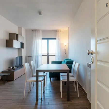 Guesthost - Fonte Laurentina Apartments-2