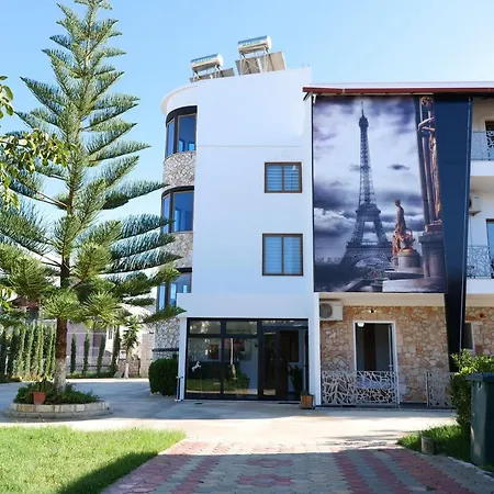 Ksamil Central Park Hotel-3