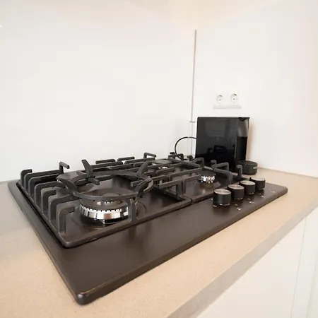 Escamp Apartments-2