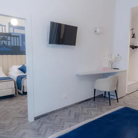 Frattina Ff Italian Suites-2