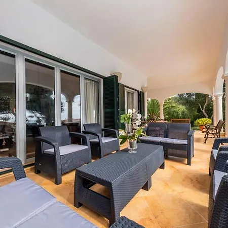 Villa Luxury-3