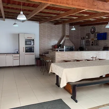 Casa Com Piscina-2
