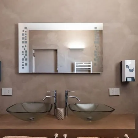 Luxury Suite-3