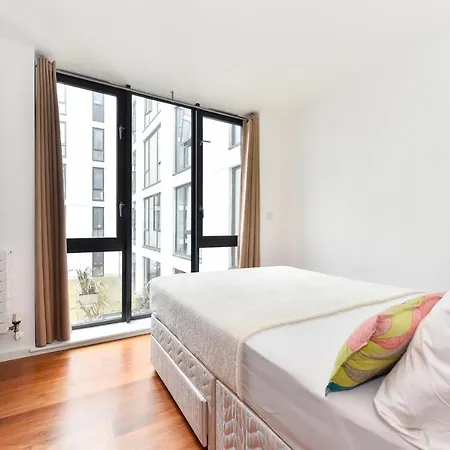 Shoreditch London Apartments-3
