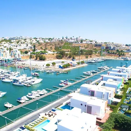 Villa Malibu By Algarve Vacation-3