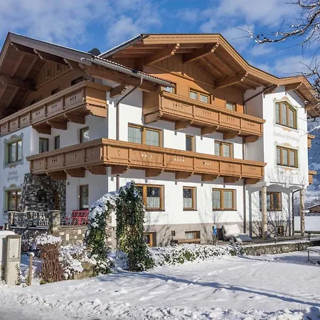 Gästehaus Schneeberger-2