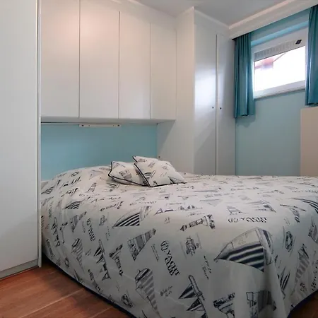Fairway Apartment-2