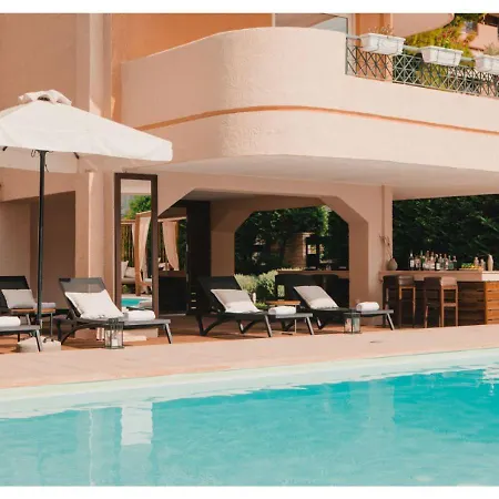 Blue Note Resort & Club-3