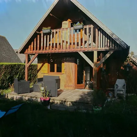 Chalet Avec Piscine Chauffee, Tennis Et Jardin Clos, A 1700M De La Plage De Cabourg - Fr-1-465-22-2