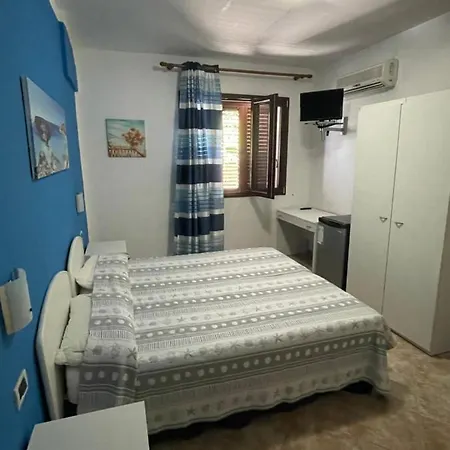 Il veliero blu camere sul porto-3